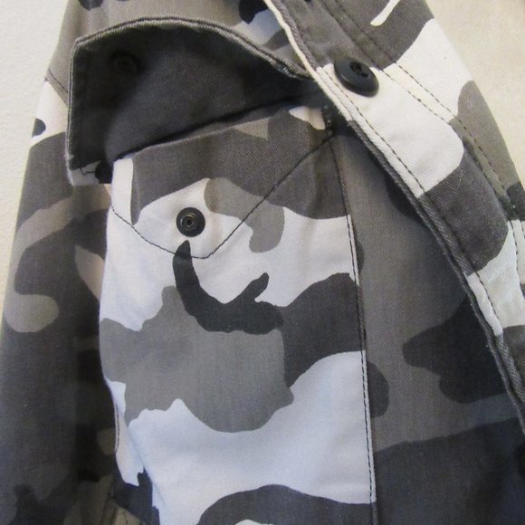 Camouflage / Black, White, Gray / Hunting / Parka / Jacket - Picture 9 of 15